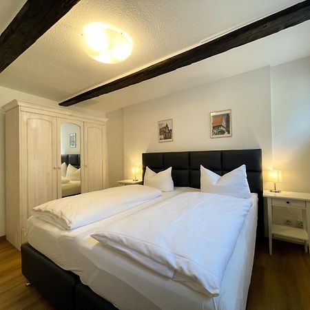 Apartment No12 Mit Zwei Schlafzimmern Und Wohnkueche Quedlinburg Bagian luar foto