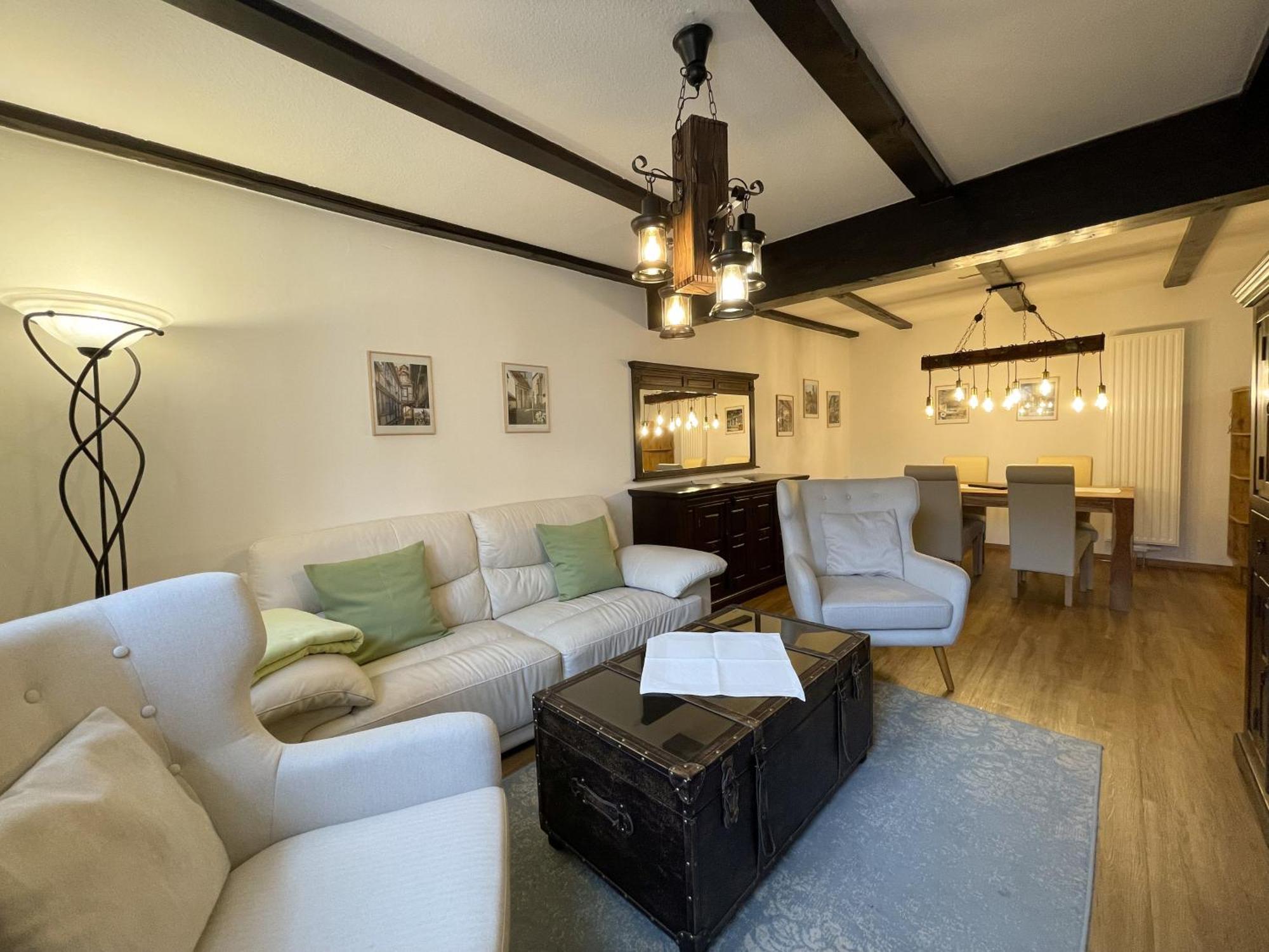 Apartment No12 Mit Zwei Schlafzimmern Und Wohnkueche Quedlinburg Bagian luar foto